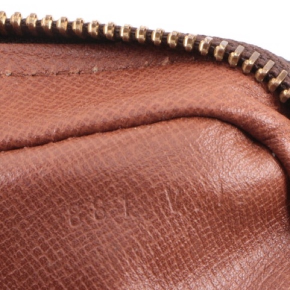 Louis Vuitton ‘88 Monogram Coated Canvas Briefcase - Picture 8 of 8